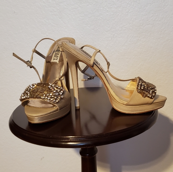 BADGLEY MISCHKA SHOES. - Picture 10 of 14